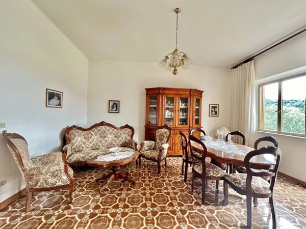 casa indipendente in vendita a Posada in zona Sas Murtas