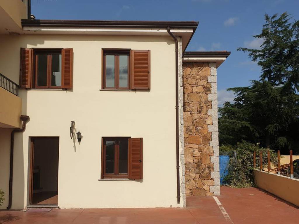 appartamento in vendita a Posada