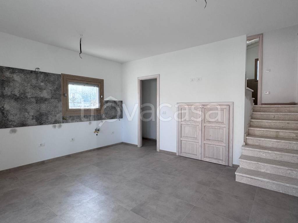casa indipendente in vendita a Posada
