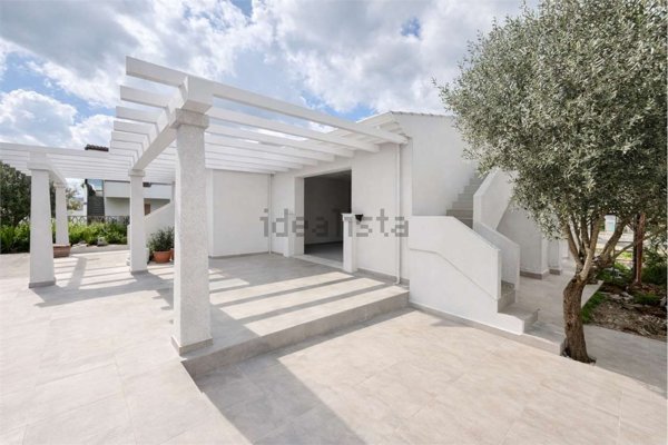 casa indipendente in vendita a Posada