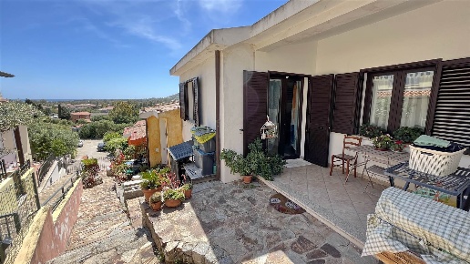 casa indipendente in vendita a Posada