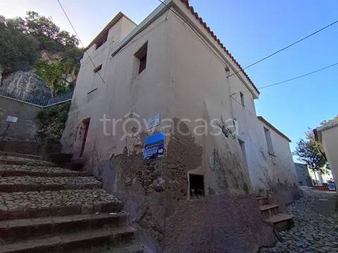 casa indipendente in vendita a Posada in zona San Giovanni di Posada