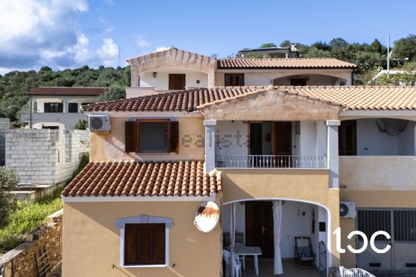 appartamento in vendita a Posada in zona Sas Murtas