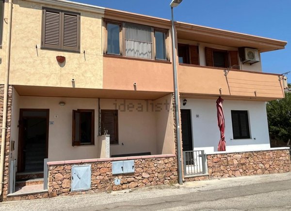 appartamento in vendita a Posada in zona San Giovanni di Posada