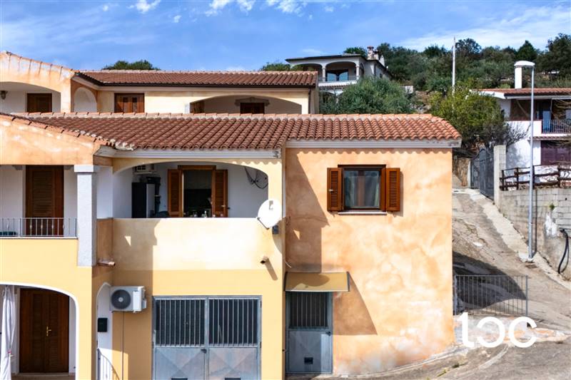 appartamento in vendita a Posada in zona Sas Murtas