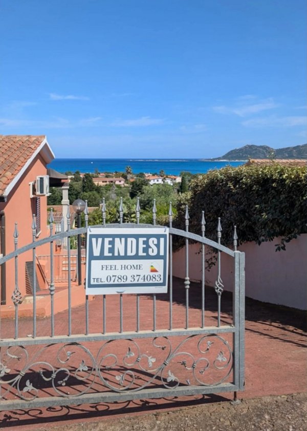 casa indipendente in vendita a Posada