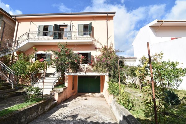 casa indipendente in vendita a Silanus