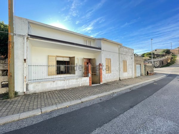 pentavano in vendita a Silanus