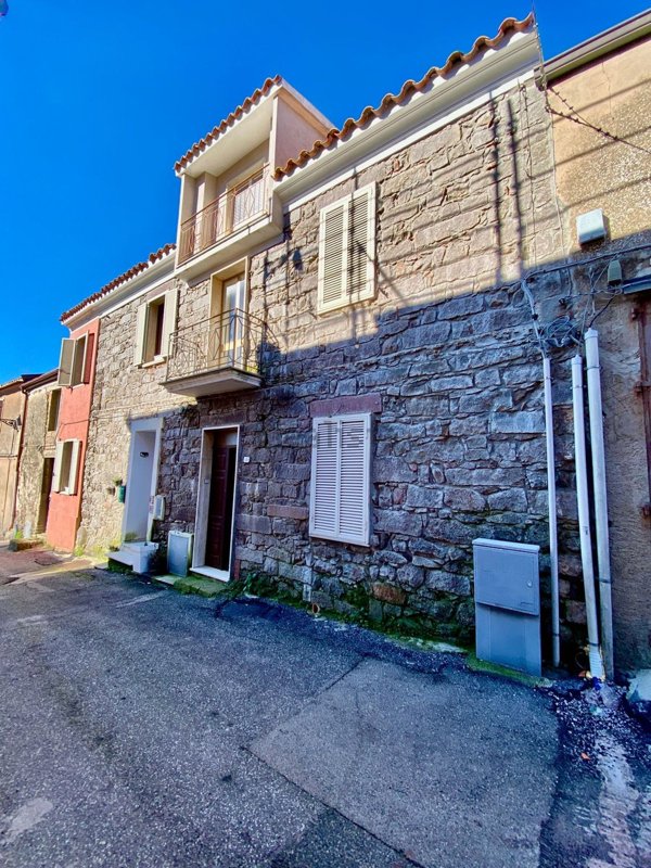 casa indipendente in vendita a Sindia