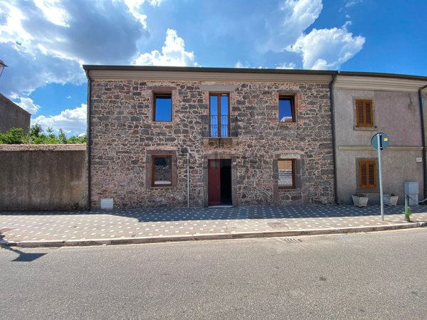 casa indipendente in vendita a Sindia