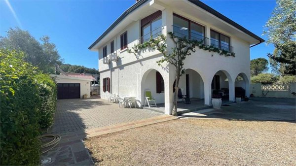 casa indipendente in vendita a Siniscola