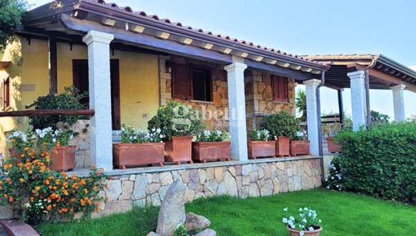 casa indipendente in vendita a Siniscola in zona Capo Comino