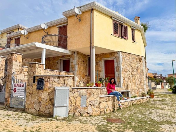 casa indipendente in vendita a Siniscola in zona La Caletta