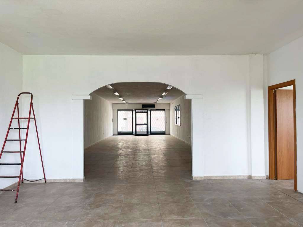 trivano in vendita a Siniscola