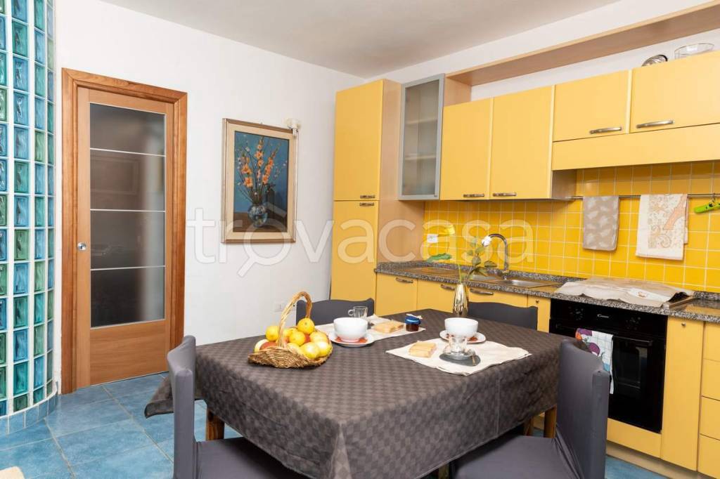 appartamento in vendita a Siniscola in zona Santa Lucia