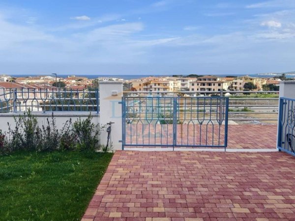appartamento in vendita a Siniscola in zona La Caletta