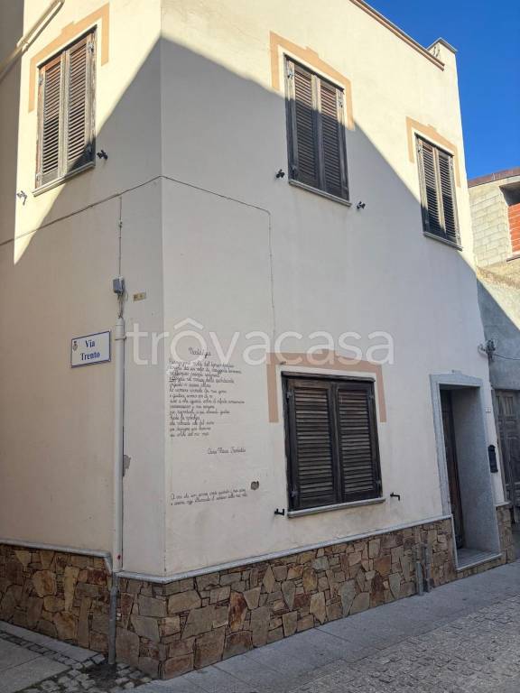 casa indipendente in vendita a Siniscola