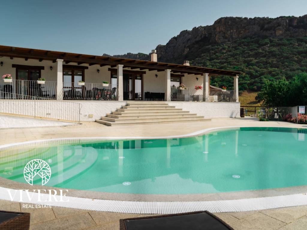 negozio in vendita a Siniscola in zona La Caletta