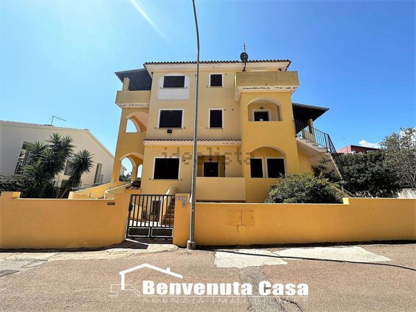 appartamento in vendita a Siniscola in zona La Caletta