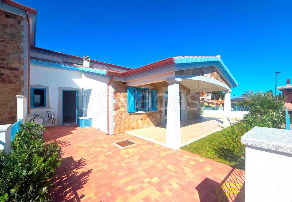 casa indipendente in vendita a Siniscola in zona La Caletta