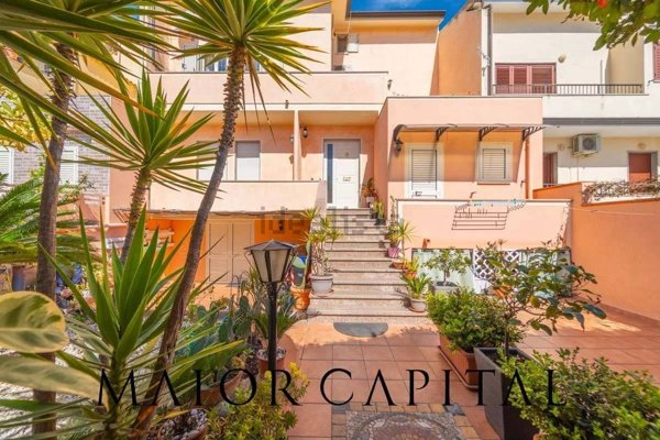 casa indipendente in vendita a Siniscola in zona La Caletta