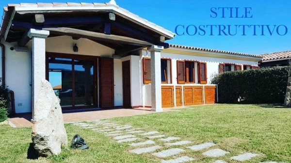 casa indipendente in vendita a Siniscola in zona La Caletta