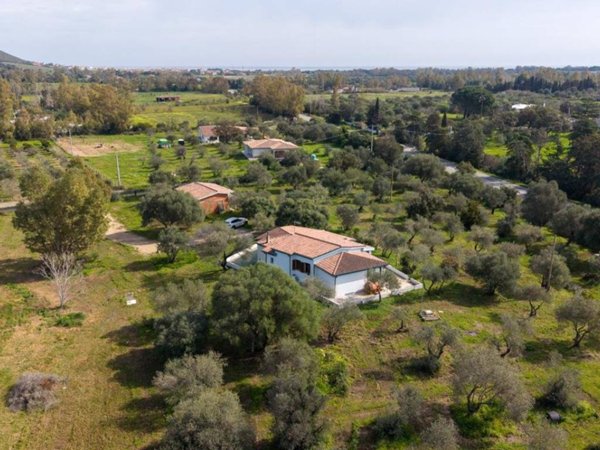 casa indipendente in vendita a Siniscola in zona La Caletta