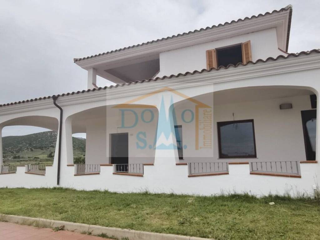 negozio in vendita a Siniscola in zona La Caletta