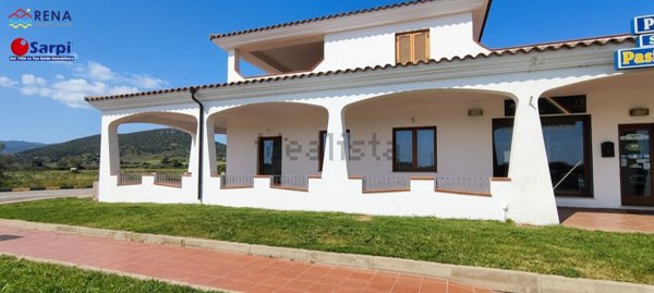 negozio in vendita a Siniscola in zona La Caletta