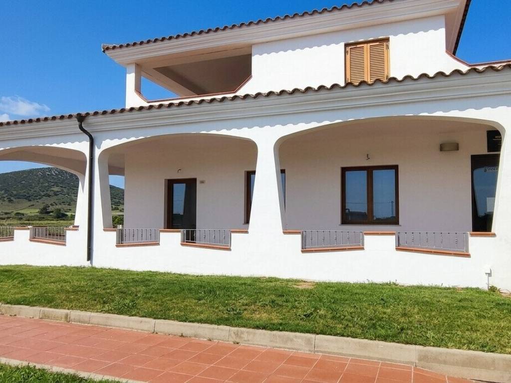 negozio in vendita a Siniscola in zona La Caletta