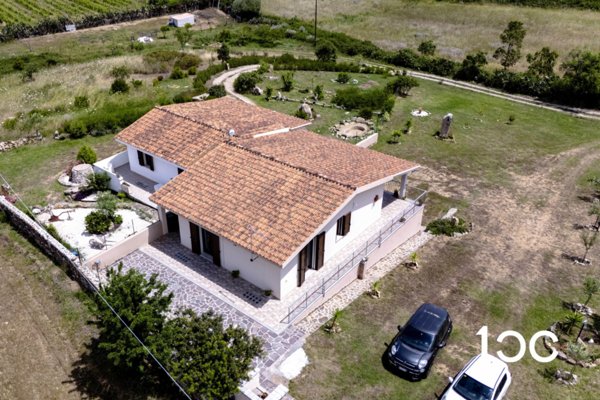 casa indipendente in vendita a Siniscola in zona La Caletta