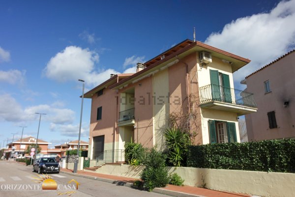 casa indipendente in vendita a Siniscola in zona La Caletta