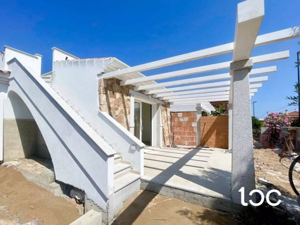 casa indipendente in vendita a Siniscola in zona La Caletta
