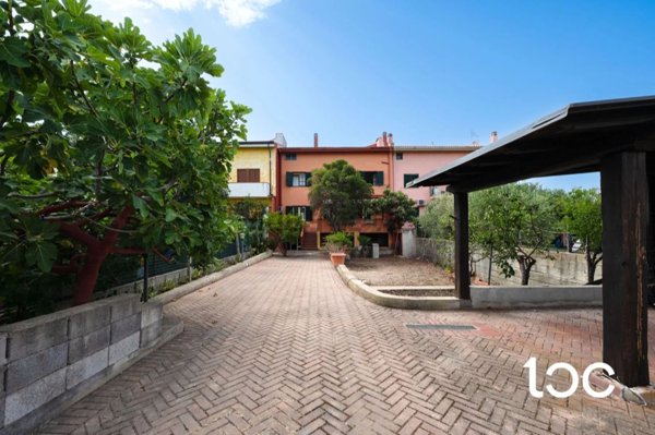 casa indipendente in vendita a Siniscola in zona La Caletta
