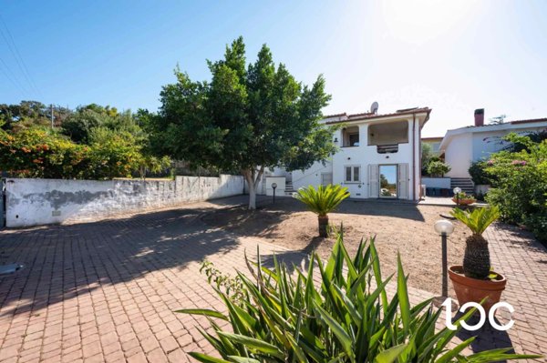 casa indipendente in vendita a Siniscola in zona La Caletta