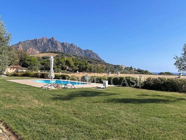 casa indipendente in vendita a Tertenia