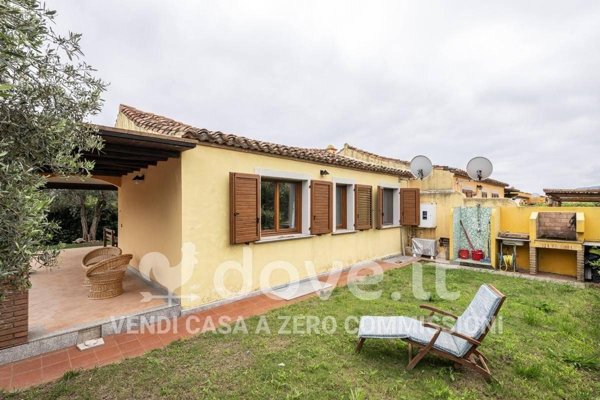 casa indipendente in vendita a Tertenia