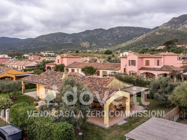 casa indipendente in vendita a Tertenia