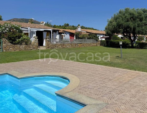 casa indipendente in vendita a Tertenia