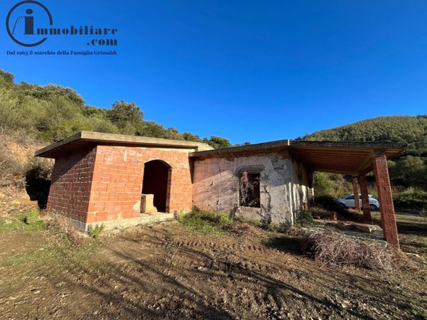 casa indipendente in vendita a Tertenia