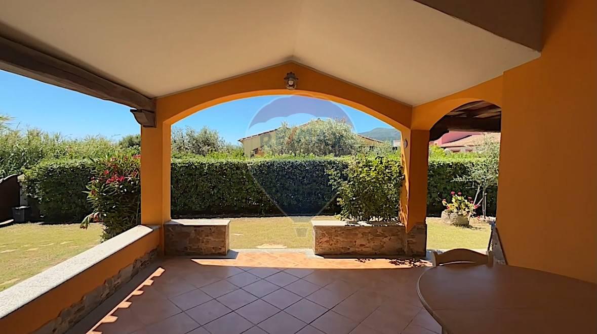 casa indipendente in vendita a Tertenia