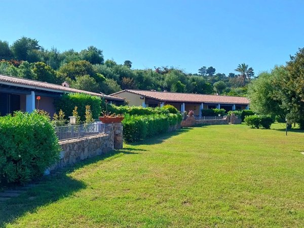 casa indipendente in vendita a Tertenia