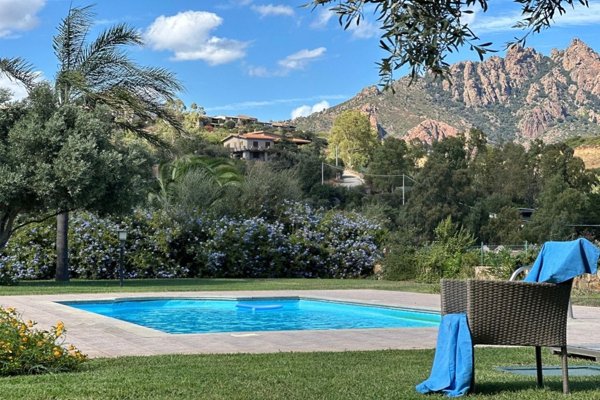 casa indipendente in vendita a Tertenia