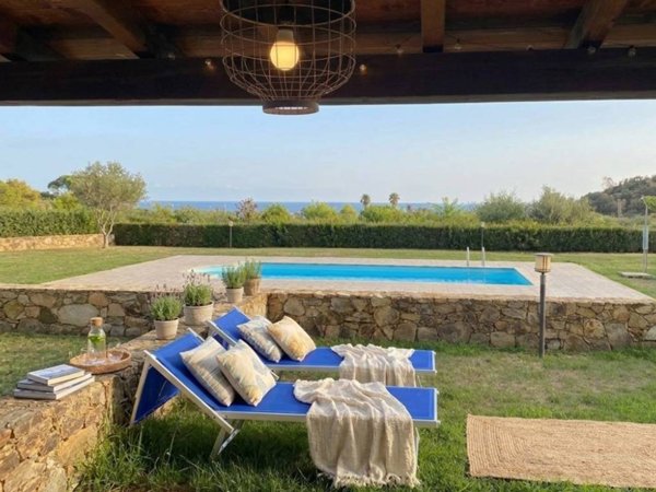 casa indipendente in vendita a Tertenia