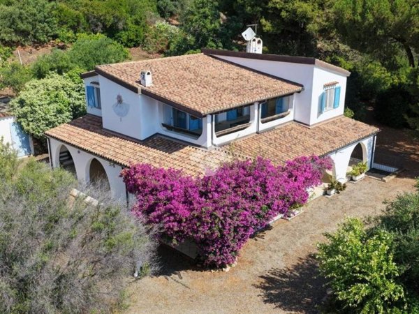 casa indipendente in vendita a Tertenia