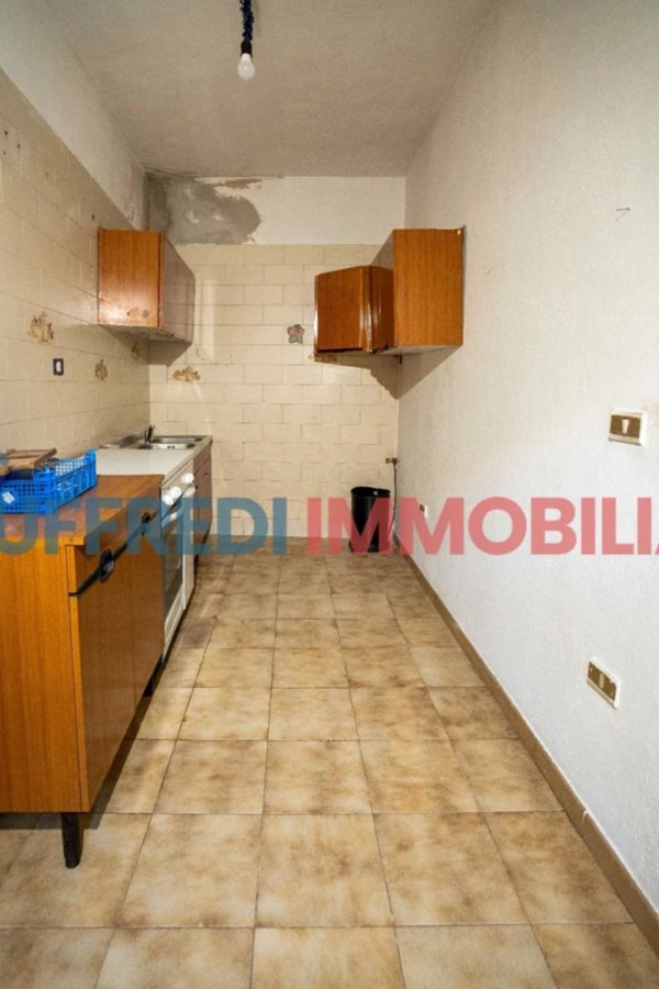 casa indipendente in vendita a Teti