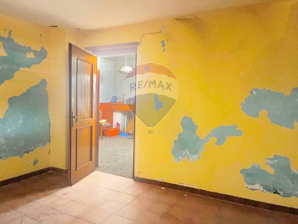 casa indipendente in vendita a Tonara