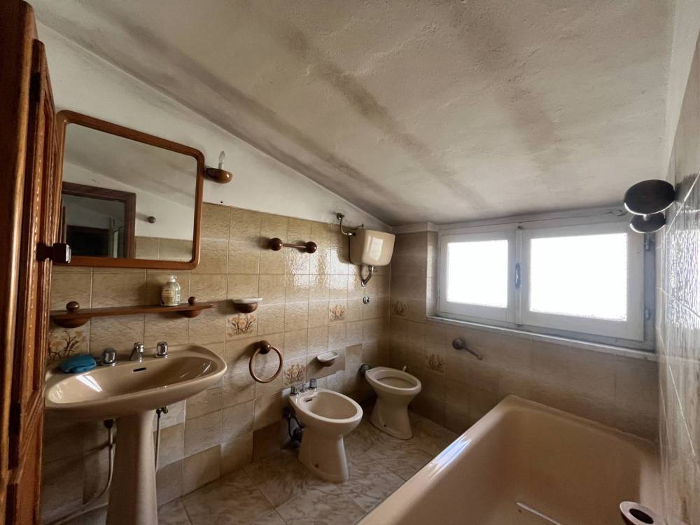 casa indipendente in vendita a Tonara