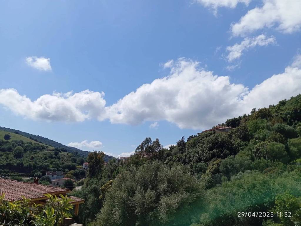appartamento in vendita a Torpè in zona Brunella