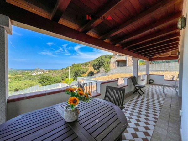 casa indipendente in vendita a Torpè